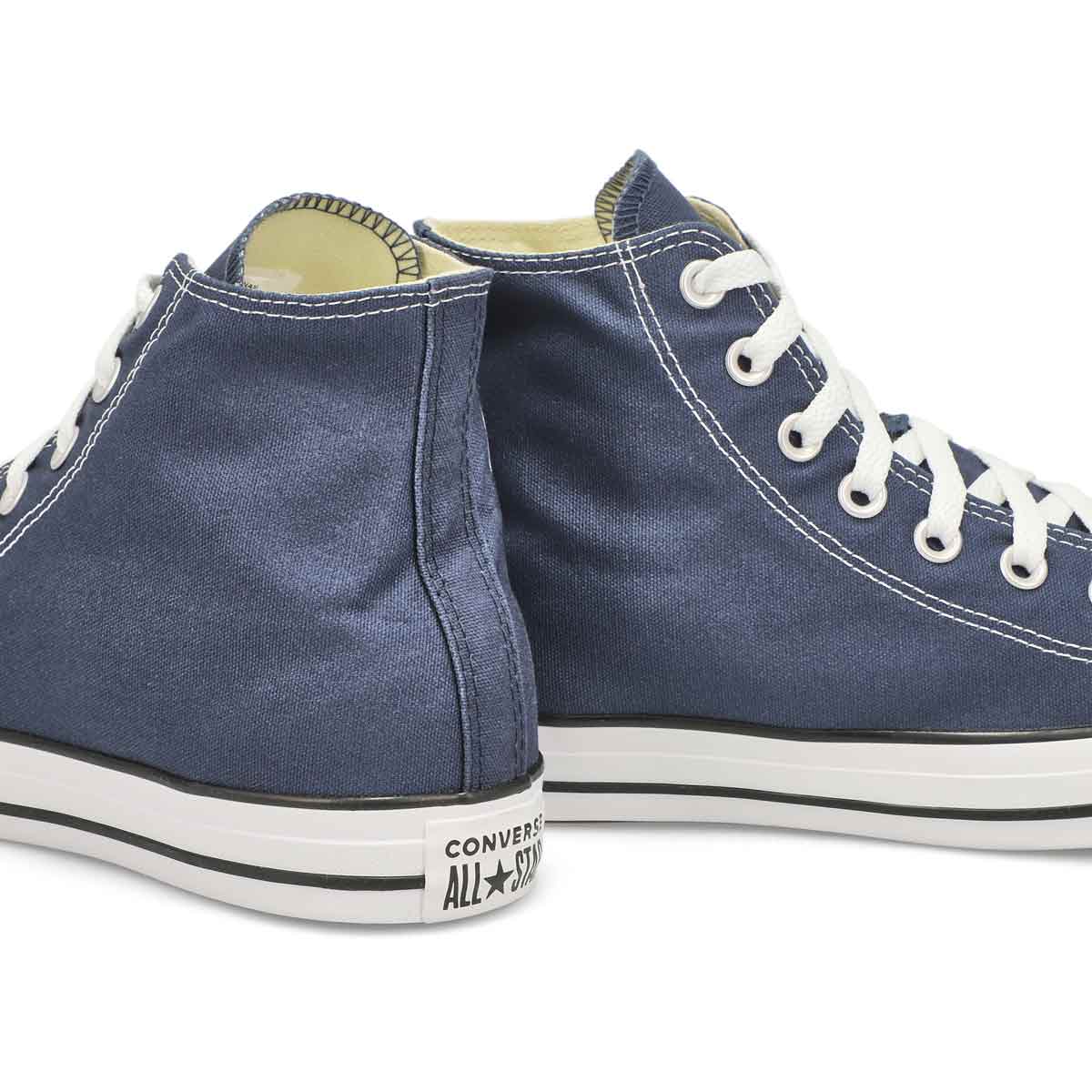 M9622 converse store